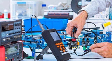 Elektrik Elektronik Teknisyeni Nasıl Olunur ve Maaşları Ne Kadardır?