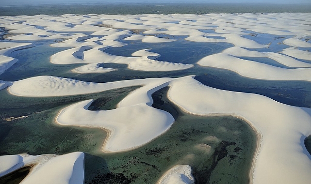 Journey to the Surreal: Exploring the Mesmerizing Landscapes of Lençóis Maranhenses National Park