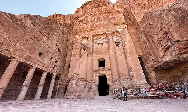 Journey Through Petra: The Essential One Nation Travel Experience