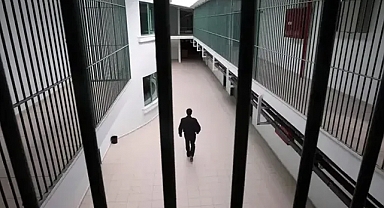 İnfaz sisteminde yeni dönem hazırlığı: İlk kez suç işleyene erken tahliye seçeneği